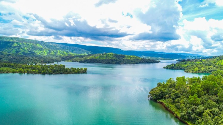 Enjoy beautiful nature with Shivanasamudra Falls